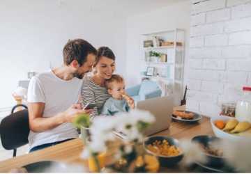 Why Family Mealtime is Crucial for Toddlers